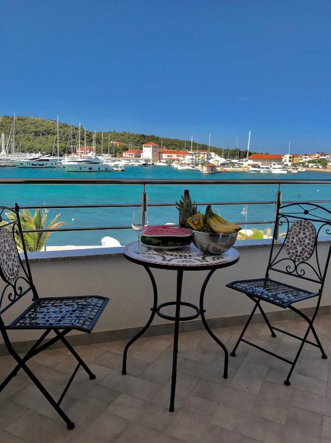 Apartment Marina
